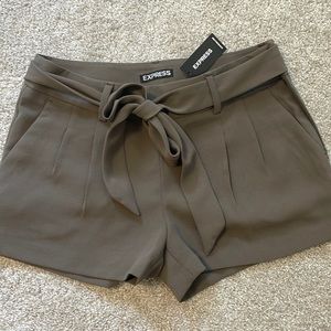 New with tags olive green shorts with waist tie